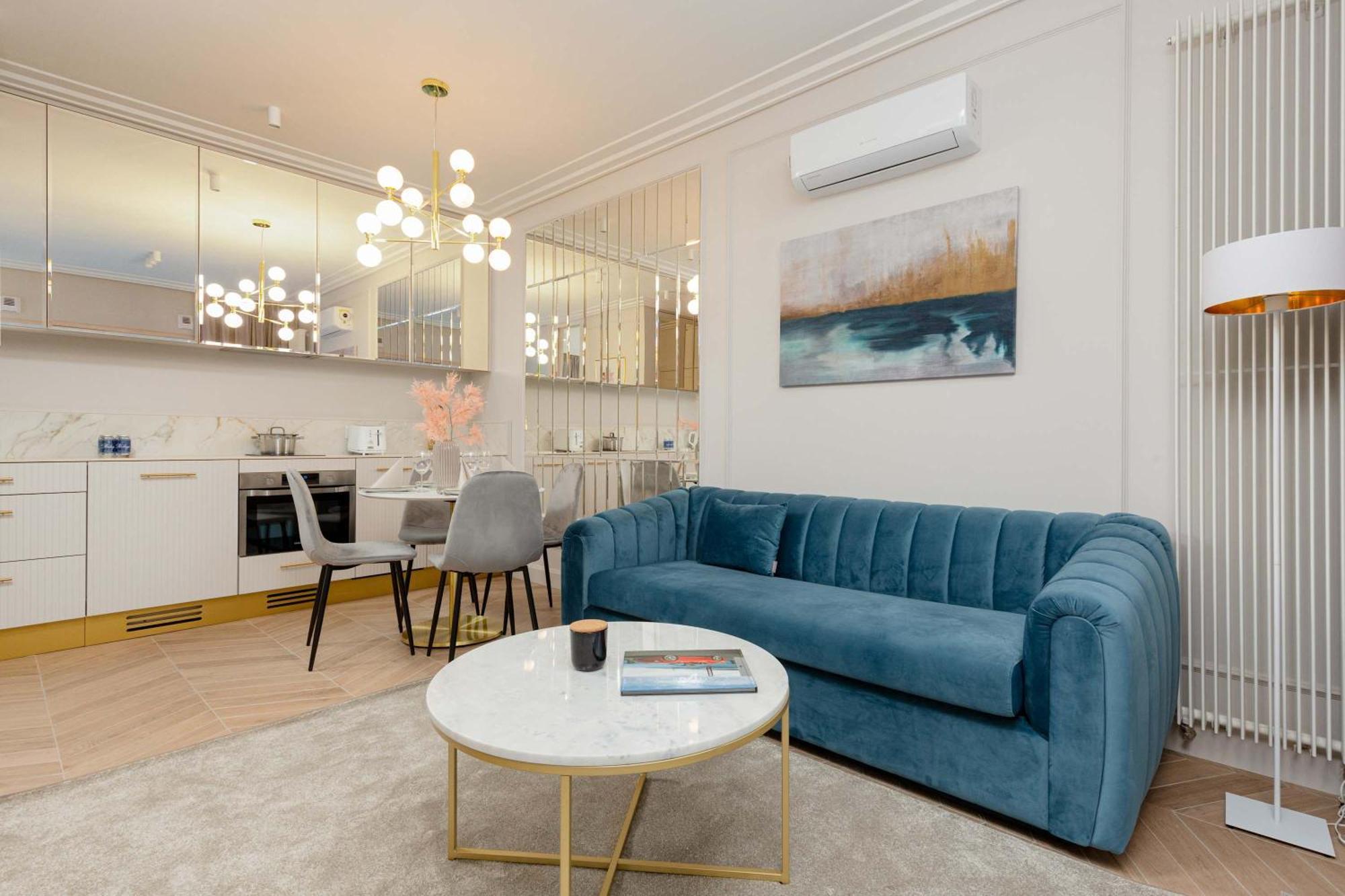 Lux Center Mennica By Renters Prestige Apartment