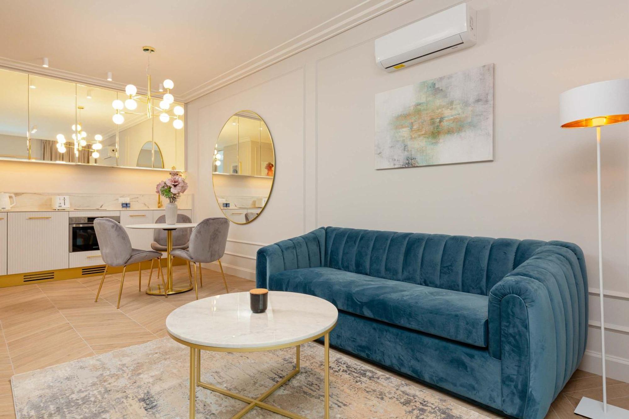 Lux Center Mennica By Renters Prestige Apartment *
