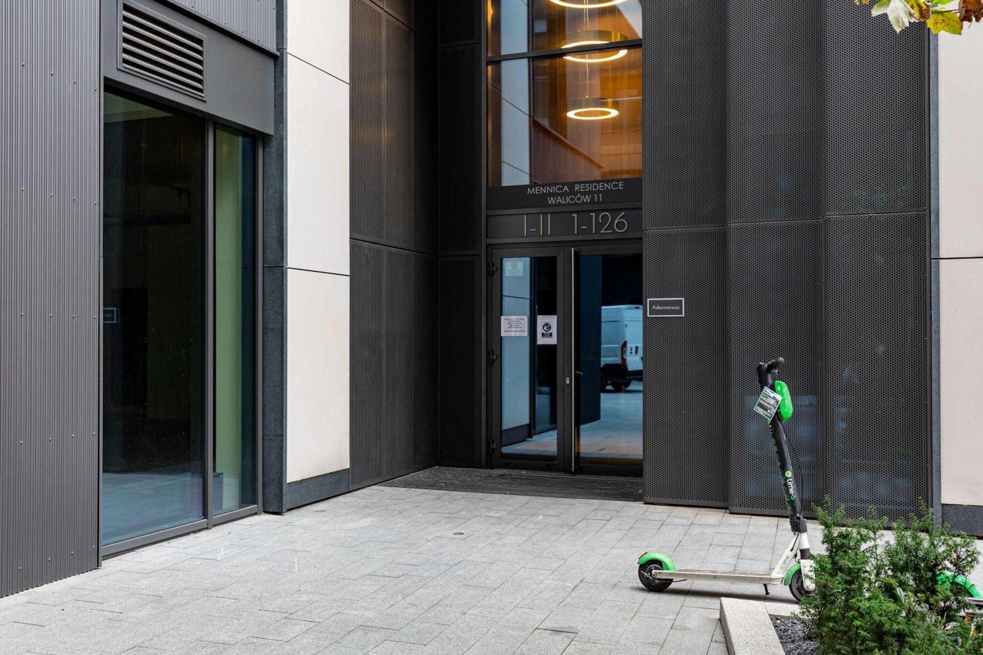 Lux Center Mennica By Renters Prestige Warschau