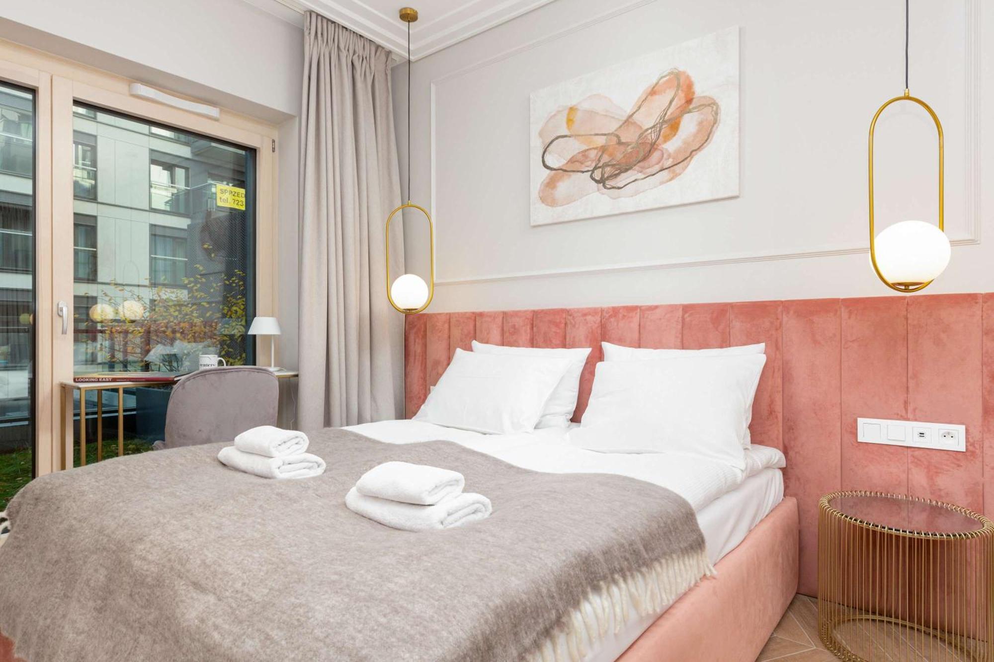 Lux Center Mennica By Renters Prestige Apartment Warschau