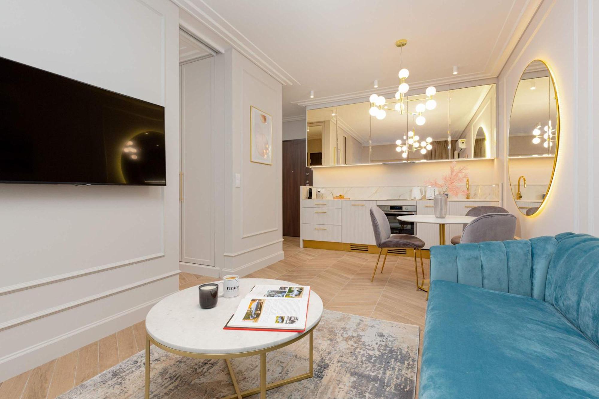 Lux Center Mennica By Renters Prestige Apartment Warschau