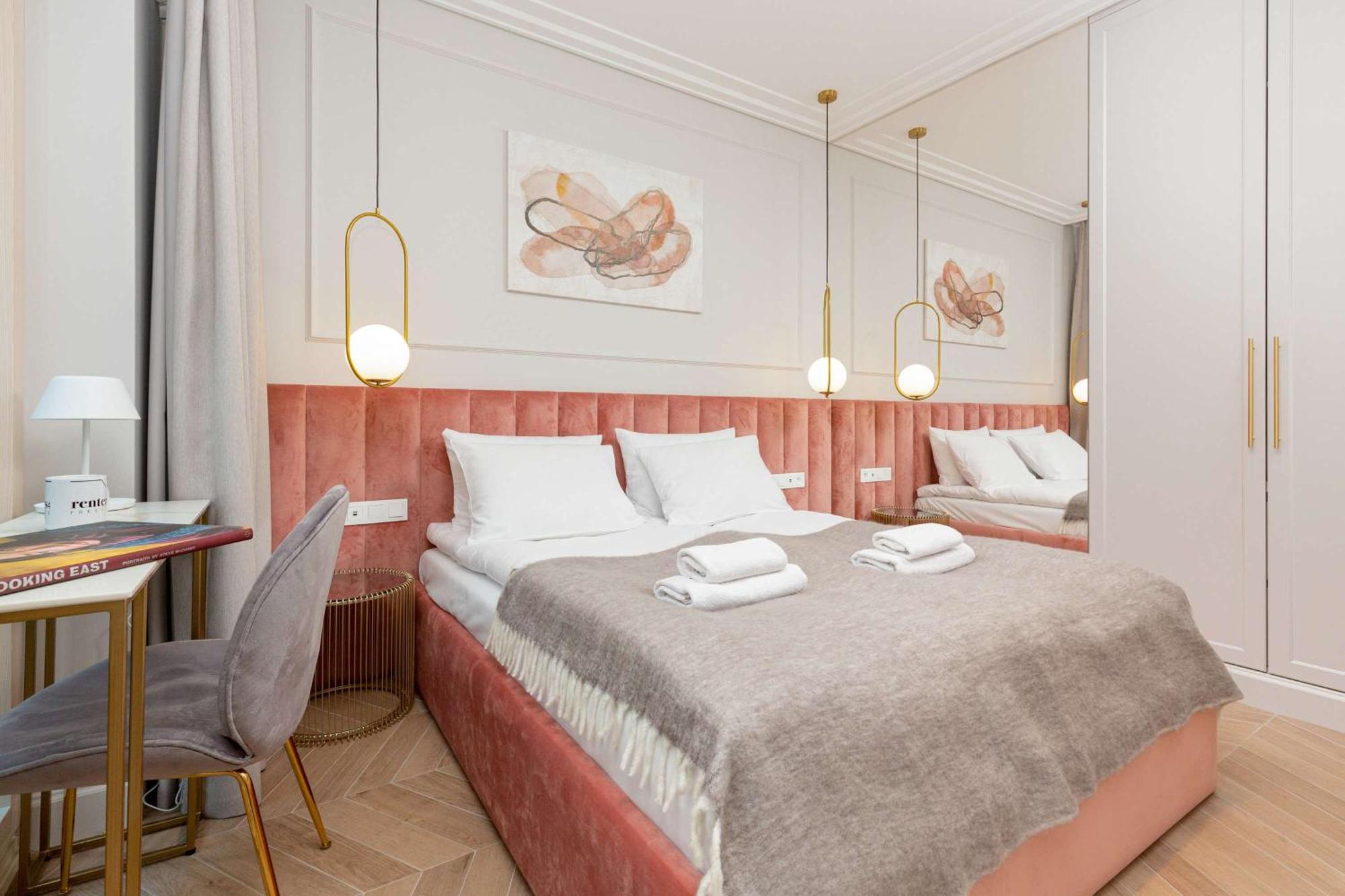 Lux Center Mennica By Renters Prestige Apartment *